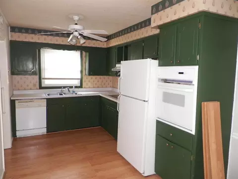 1300 Edgebrook Dr, Garner, NC 27529 photo 9