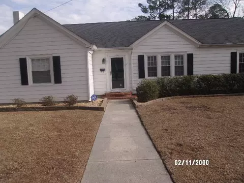 210 N Wayne Ave, Dunn, NC 28334 photo 3
