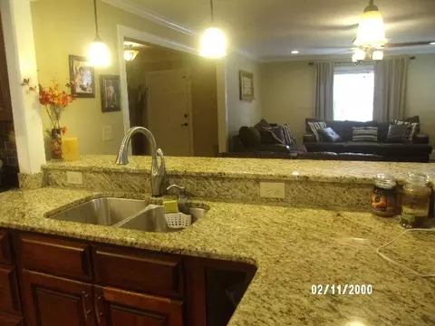 210 N Wayne Ave, Dunn, NC 28334 photo 9