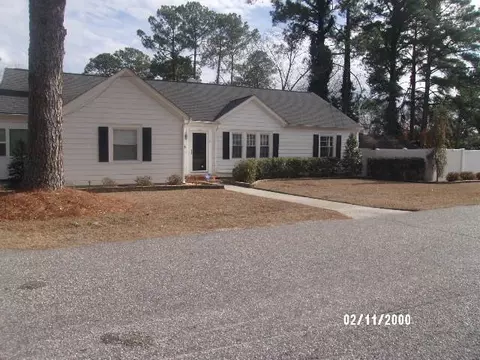 210 N Wayne Ave, Dunn, NC 28334 photo 2