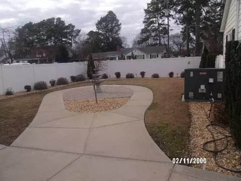 210 N Wayne Ave, Dunn, NC 28334 photo 23