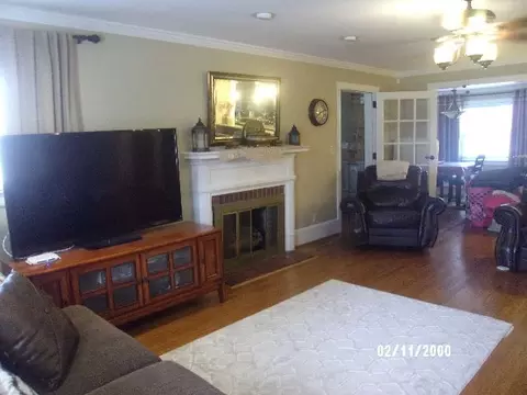 210 N Wayne Ave, Dunn, NC 28334 photo 4
