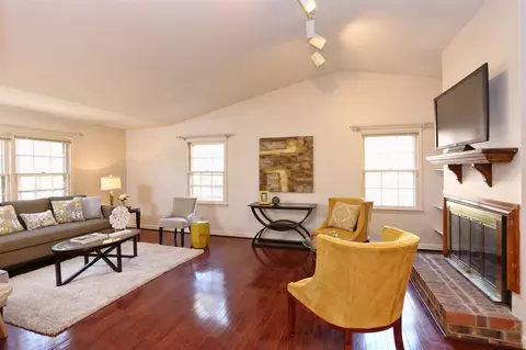 2219 Whitley Dr, Durham, NC 27707 photo 11