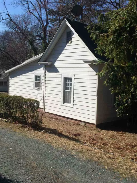 104 E Hammond St, Durham, NC 27704 photo 3
