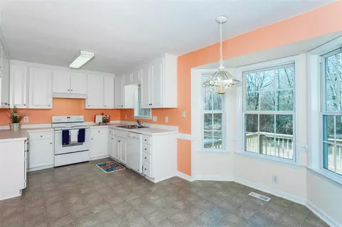 104 Dunnsbee Dr, Garner, NC 27529 photo 9