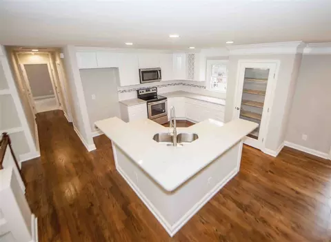 1036 Lakeside Dr, Durham, NC 27712 photo 4