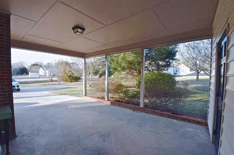 8609 Manns Loop Rd, Apex, NC 27539 photo 5