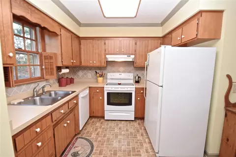 8609 Manns Loop Rd, Apex, NC 27539 photo 10