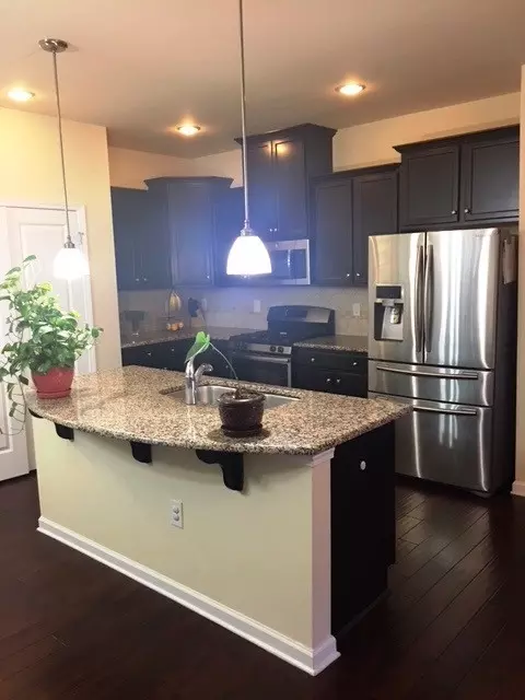 738 Silver Stream Ln, Cary, NC 27519 photo 8