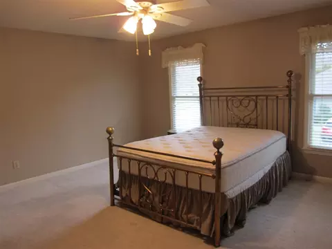20 Forest Oaks Dr, Durham, NC 27705 photo 13