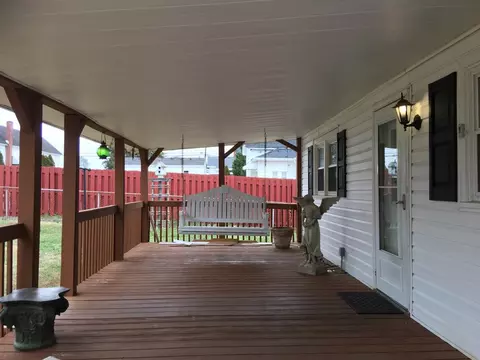 105 E J St, Erwin, NC 28339 photo 2