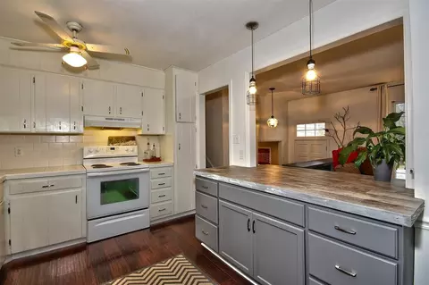 406 Rustic Ridge Rd, Cary, NC 27511 photo 9