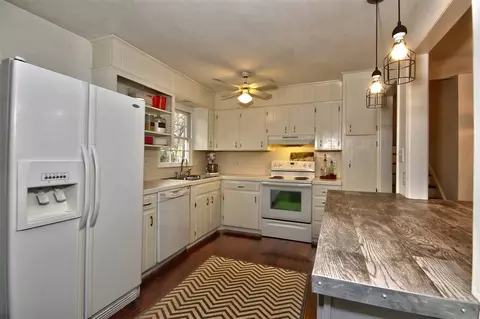 406 Rustic Ridge Rd, Cary, NC 27511 photo 10