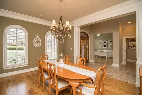213 Devonhall Ln, Cary, NC 27518 photo 3