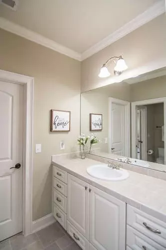 213 Devonhall Ln, Cary, NC 27518 photo 19