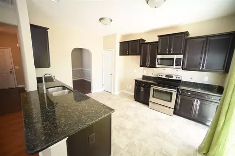 38 Hanson Ct, Bunnlevel, NC 28323 photo 3