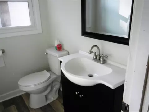 1107 S Crescent Dr, Smithfield, NC 27577 photo 8