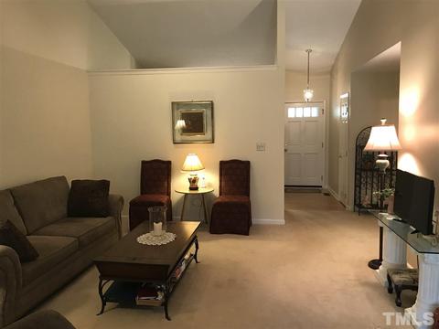 133 Boldleaf Ct, Cary, NC 27513 photo 5