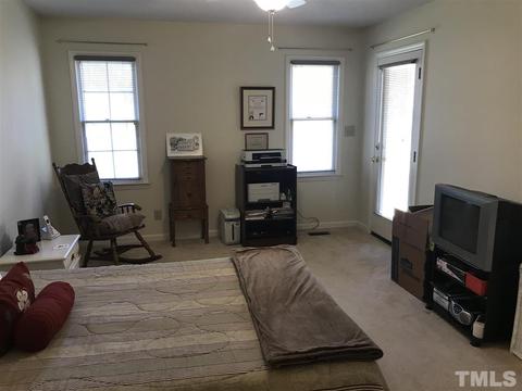 133 Boldleaf Ct, Cary, NC 27513 photo 8