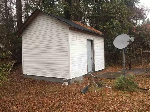 1101 Wellons Dr, Durham, NC 27703 photo 3