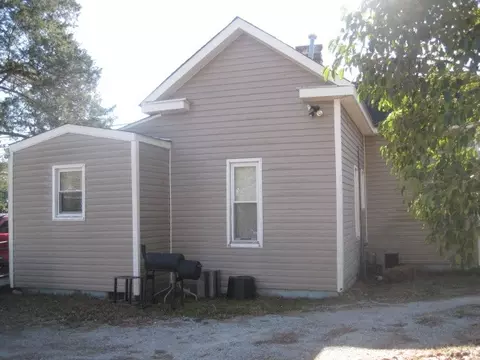 102 W Garner Rd, Garner, NC 27529 photo 2