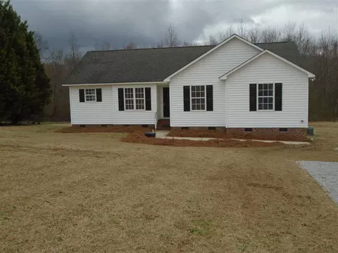 125 Hugh Dr, Smithfield, NC 27577 photo 1