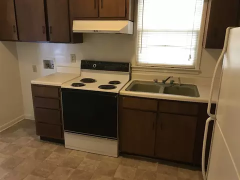 731 Queens Ave, Dunn, NC 28334 photo 3
