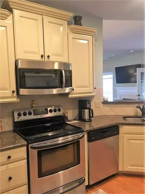 1303 Guy Ave, Dunn, NC 28334 photo 6
