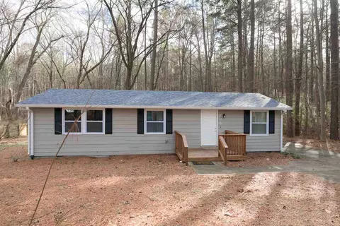 1010 Meadowbrook Dr, Garner, NC 27529 photo 2