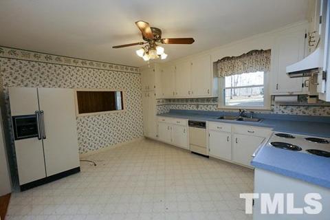 6304 Dello St, Durham, NC 27712 photo 5