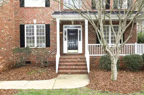 206 Faraday Ct, Cary, NC 27518 photo 3