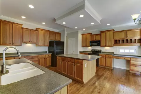 206 Faraday Ct, Cary, NC 27518 photo 9