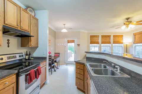515 Village Loop Dr, Apex, NC 27502 photo 6