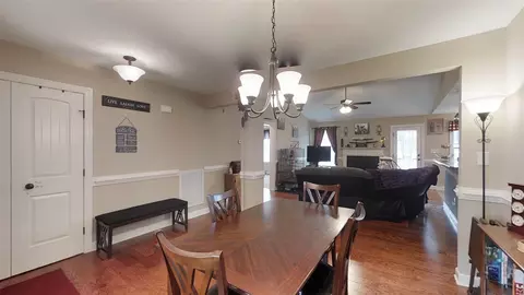 187 E Gordon Rd, Selma, NC 27576 photo 5