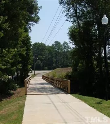 313 E Webber Ln, Clayton, NC 27527 photo 16