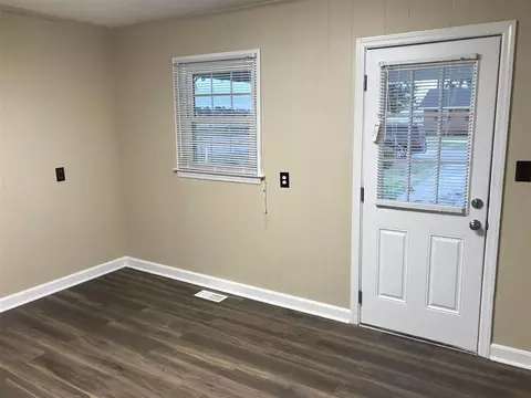115 E May St, Dunn, NC 28334 photo 8
