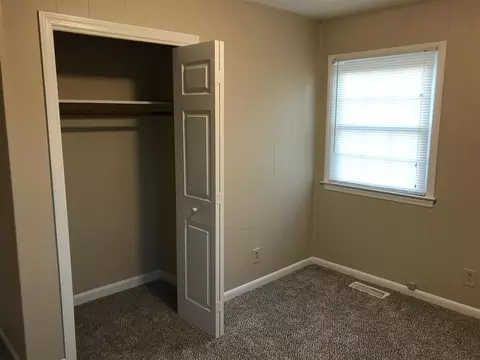 115 E May St, Dunn, NC 28334 photo 5