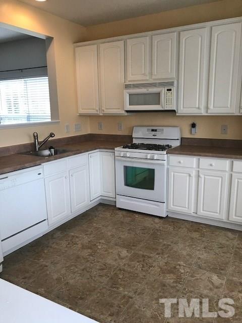 114 Eldon Ln, Apex, NC 27502 photo 3