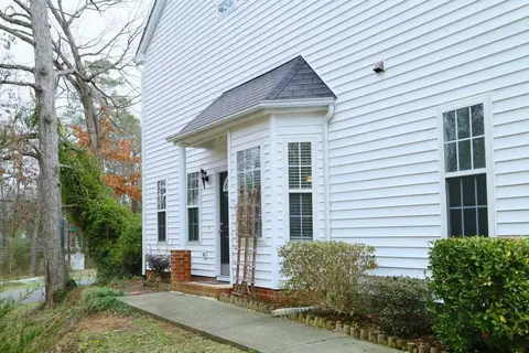 13 Moorefield Ct, Durham, NC 27705 photo 1