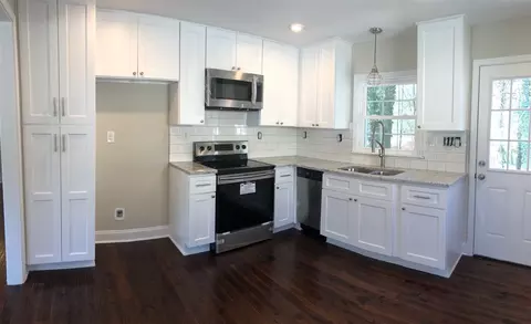 1006 S Plum St, Durham, NC 27707 photo 9