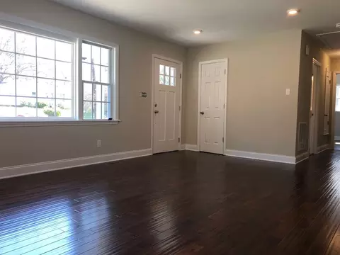 1006 S Plum St, Durham, NC 27707 photo 4