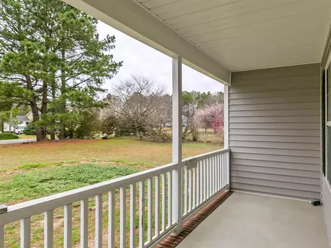 309 William Dr, Benson, NC 27504 photo 2