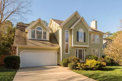 5010 Rolling Meadows Dr, Durham, NC 27703 photo 1
