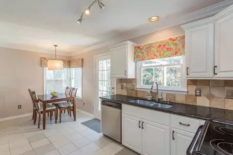 5010 Rolling Meadows Dr, Durham, NC 27703 photo 8