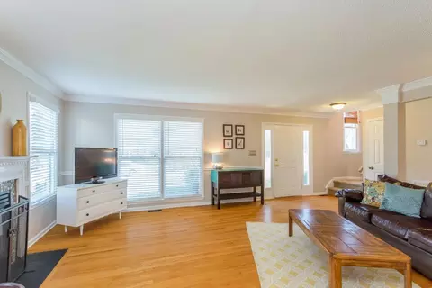 5010 Rolling Meadows Dr, Durham, NC 27703 photo 4