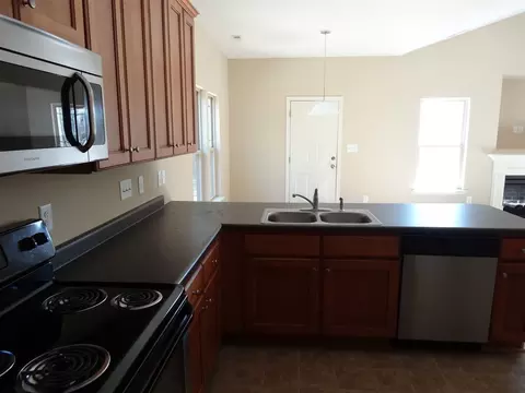 300 Holman Dr, Garner, NC 27529 photo 17