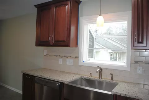1428 Brompton Ln, Garner, NC 27529 photo 9