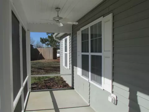 87 Nicholas Ct, Angier, NC 27501 photo 2