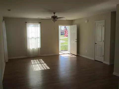 87 Nicholas Ct, Angier, NC 27501 photo 4