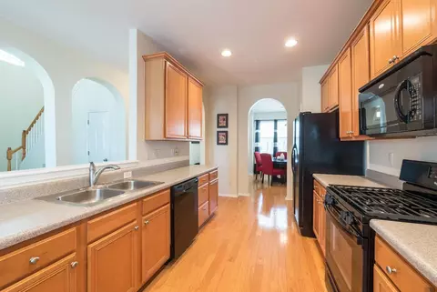 8214 Beaded Stone St, Raleigh, NC 27613 photo 4